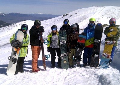 Clases de snowboard para adultos en Valdesquí