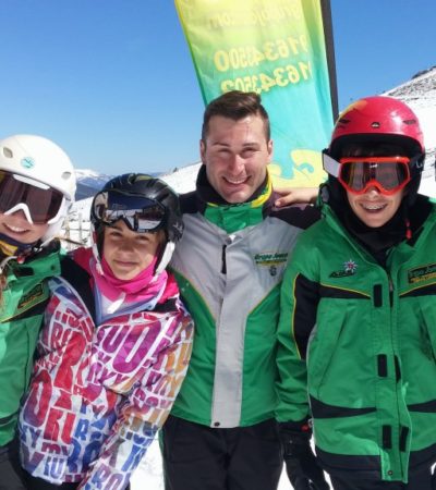 Cursos de esquí en Valdesquí para adolescentes perfeccionamiento y competición | Sierra de Madrid