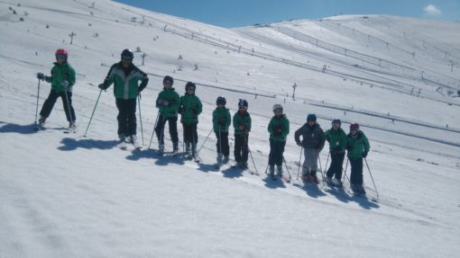 Curso de Esquí iniciación medio Valdesquí Madrid niños
