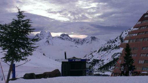 VIAJES DE ESQUÍ A ASTÚN | Ofertas de viajes esquí al Pirineo Aragonés