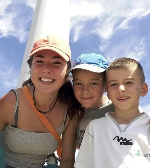 Campamento de Verano Multiaventura para niños en España León adolescentes senderismo montaña